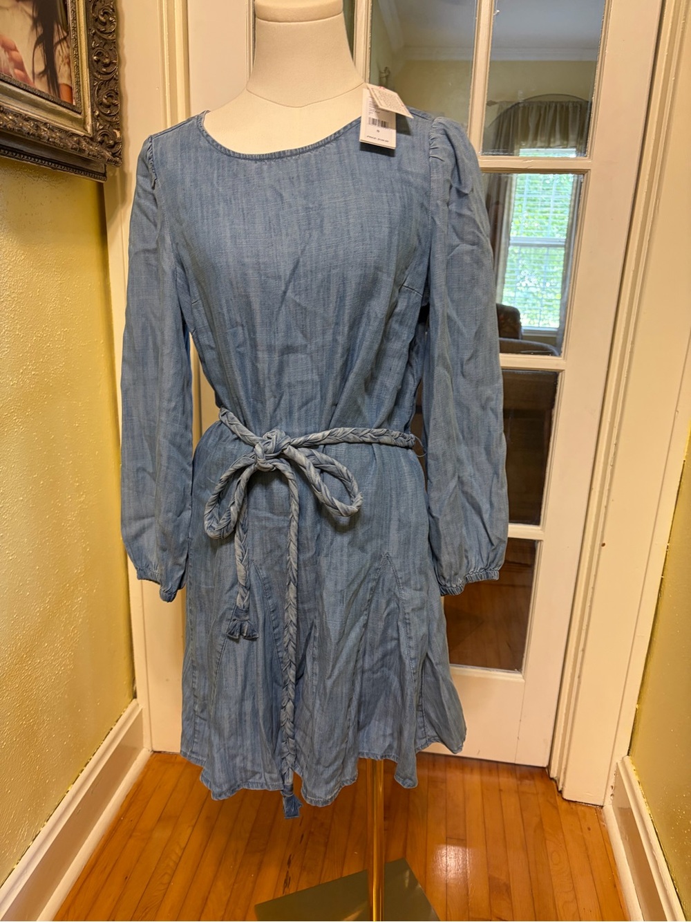 Vineyard Vines Light Blue Chambray Tie-Belt Long Sleeve Dress